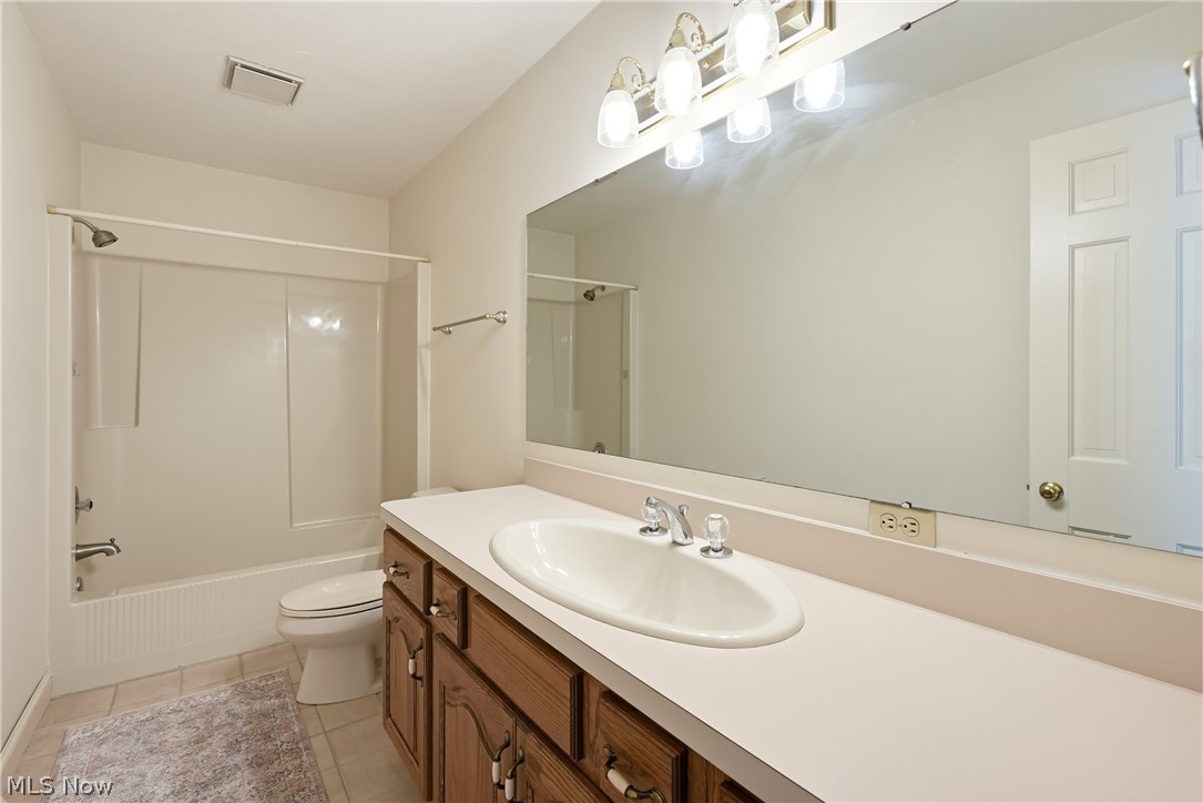 7850 Bainbridge Road Chagrin Falls OH 44023