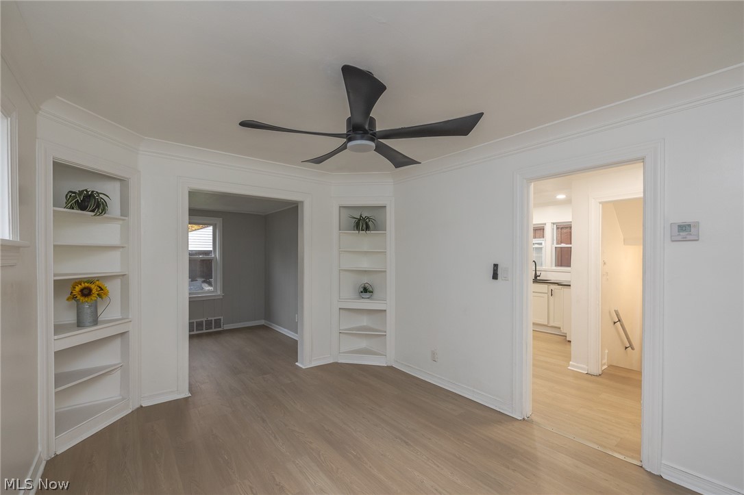 939 Vineshire Road Cleveland Heights OH 44121