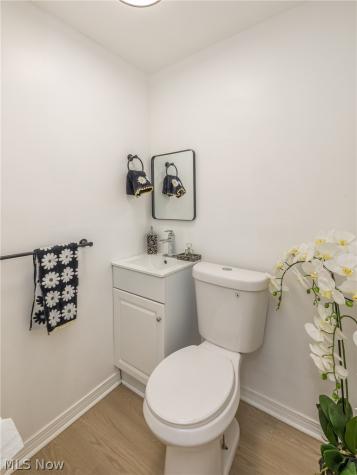 939 Vineshire Road Cleveland Heights OH 44121