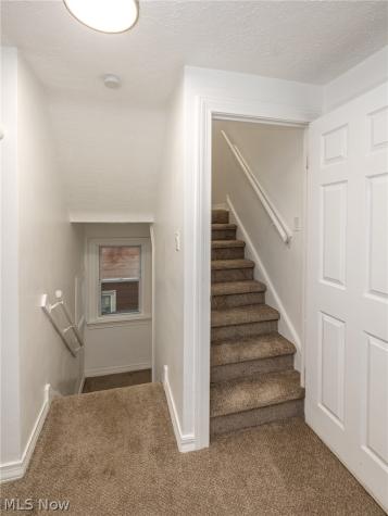 939 Vineshire Road Cleveland Heights OH 44121