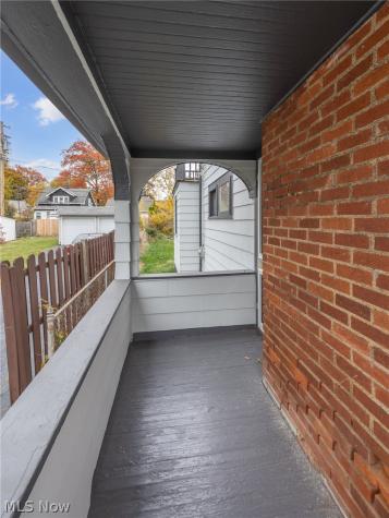 939 Vineshire Road Cleveland Heights OH 44121