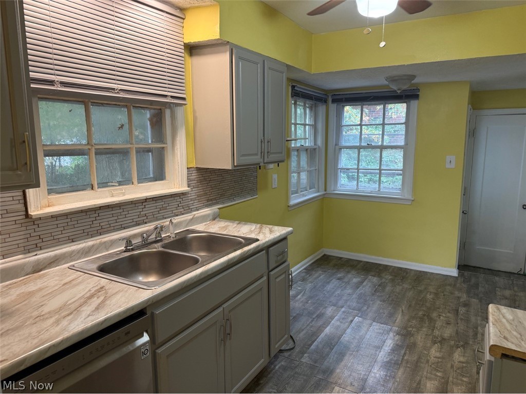 879 Medford Road Cleveland Heights OH 44121