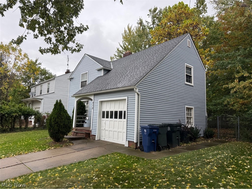 879 Medford Road Cleveland Heights OH 44121