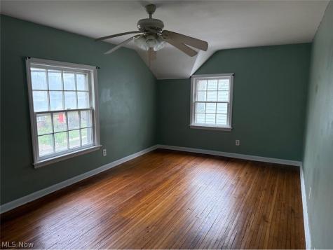879 Medford Road Cleveland Heights OH 44121