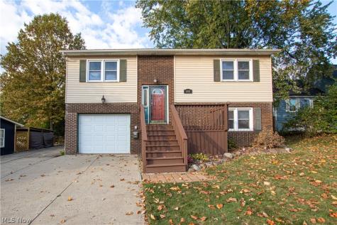 448 Fernwood Avenue Wadsworth OH 44281