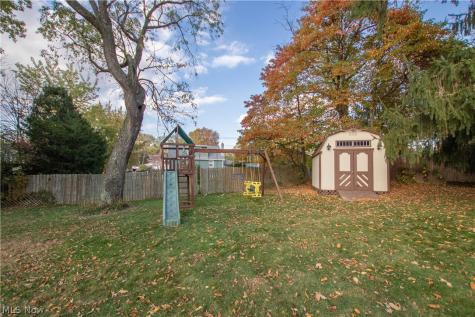 448 Fernwood Avenue Wadsworth OH 44281