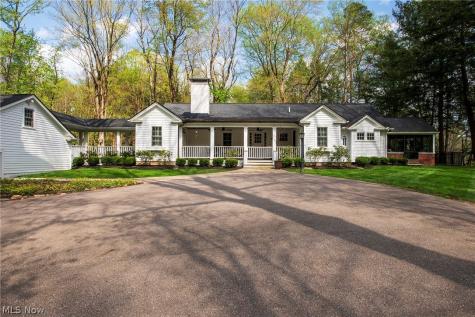 7430 Foxboro Road Gates Mills OH 44040