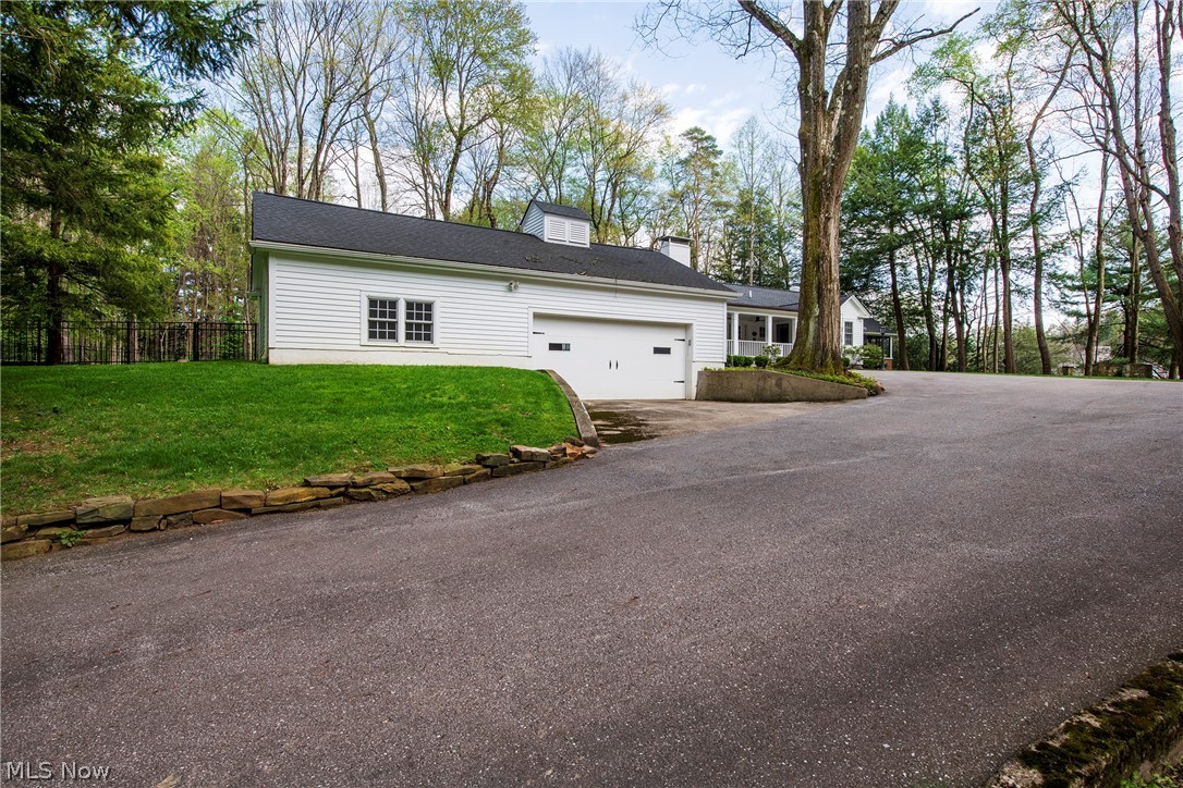 7430 Foxboro Road Gates Mills OH 44040