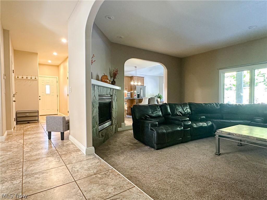 400 Amber Drive SE Warren OH 44484