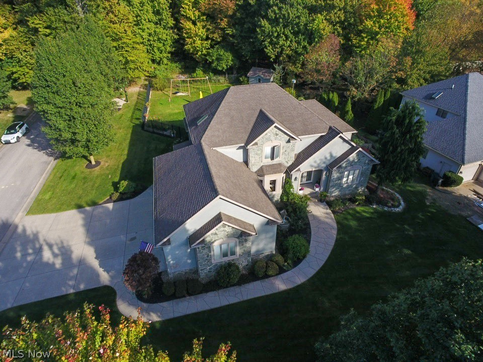 400 Amber Drive SE Warren OH 44484