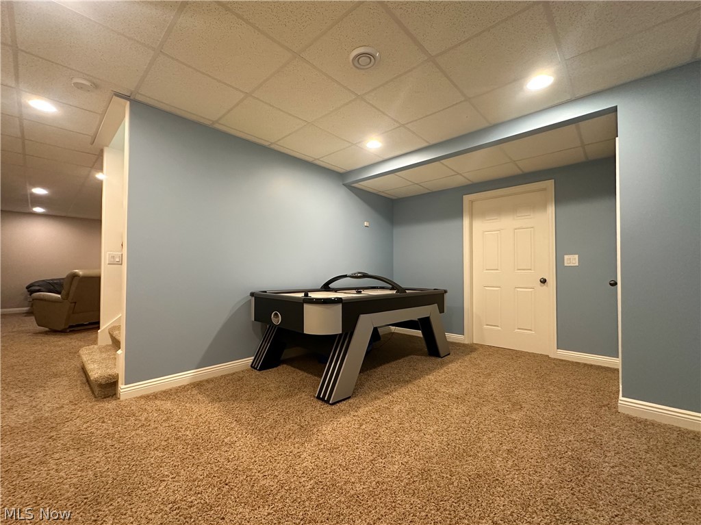 400 Amber Drive SE Warren OH 44484