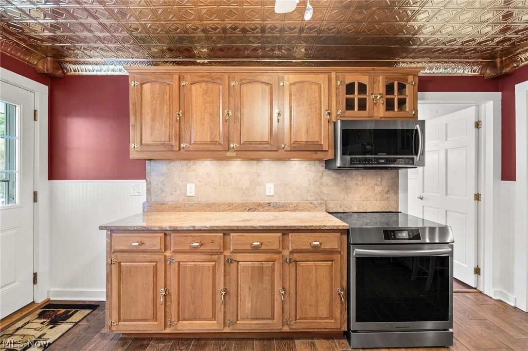 10689 Vaughn Road Mantua OH 44255