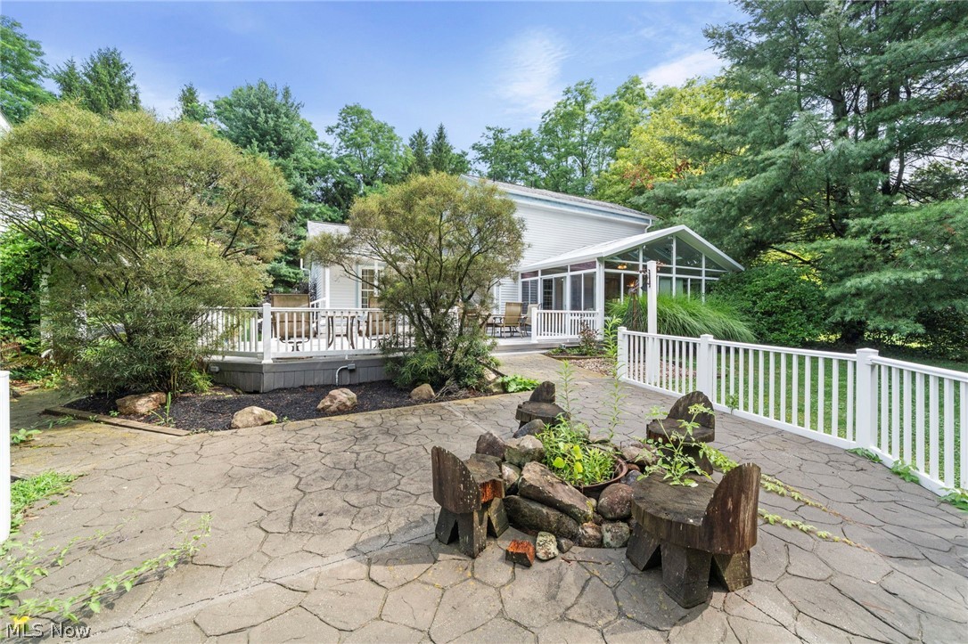 10689 Vaughn Road Mantua OH 44255