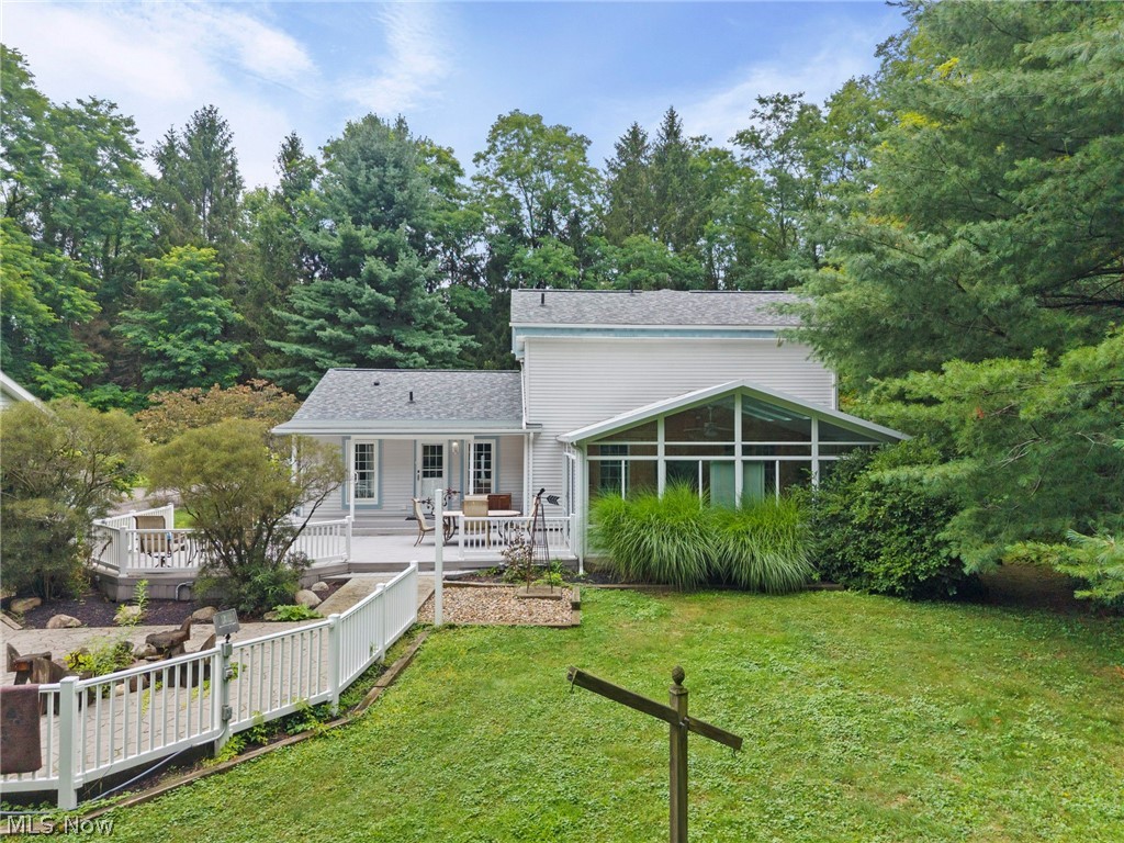 10689 Vaughn Road Mantua OH 44255