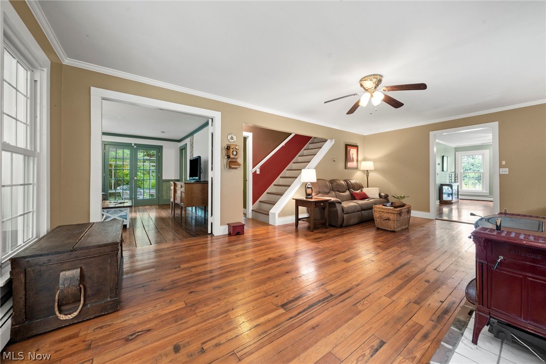 10689 Vaughn Road Mantua OH 44255