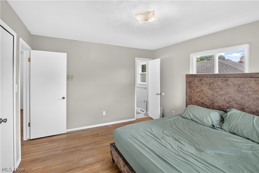 5040 Sandy Hook Drive Parma OH 44134