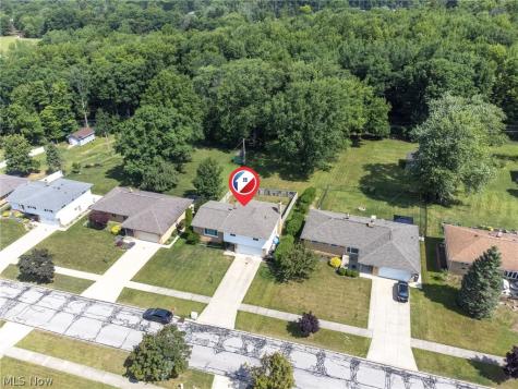 5040 Sandy Hook Drive Parma OH 44134