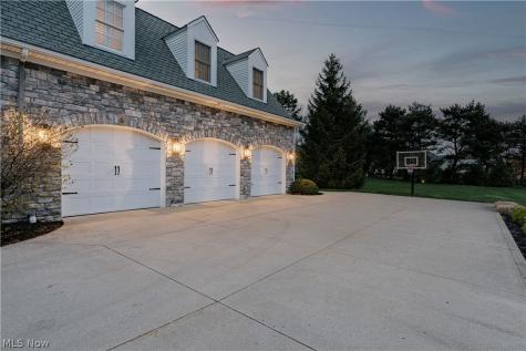 4165 Fox Meadow Drive Medina OH 44256