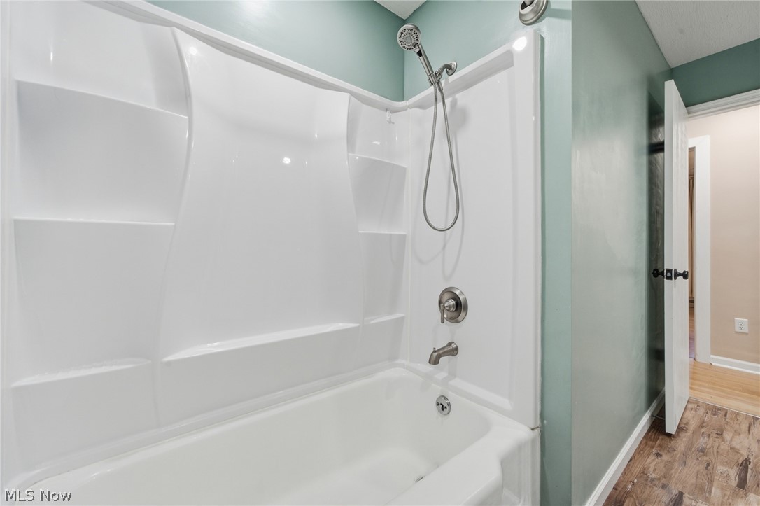 3230 Tressa Avenue Lorain OH 44052