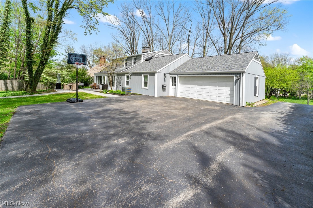 830 Blueberry Hill Drive Canfield OH 44406