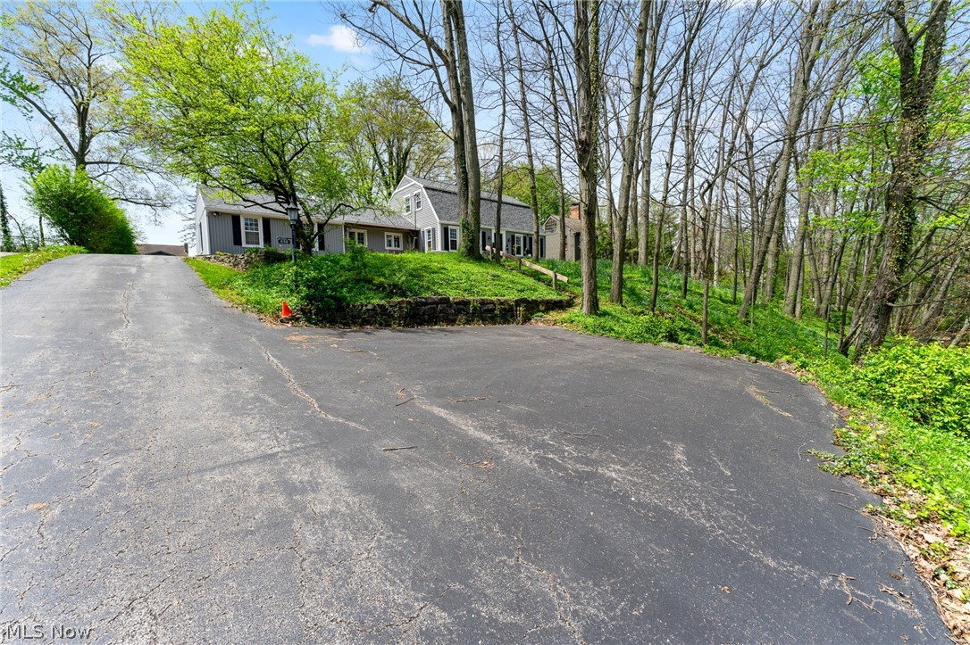 830 Blueberry Hill Drive Canfield OH 44406