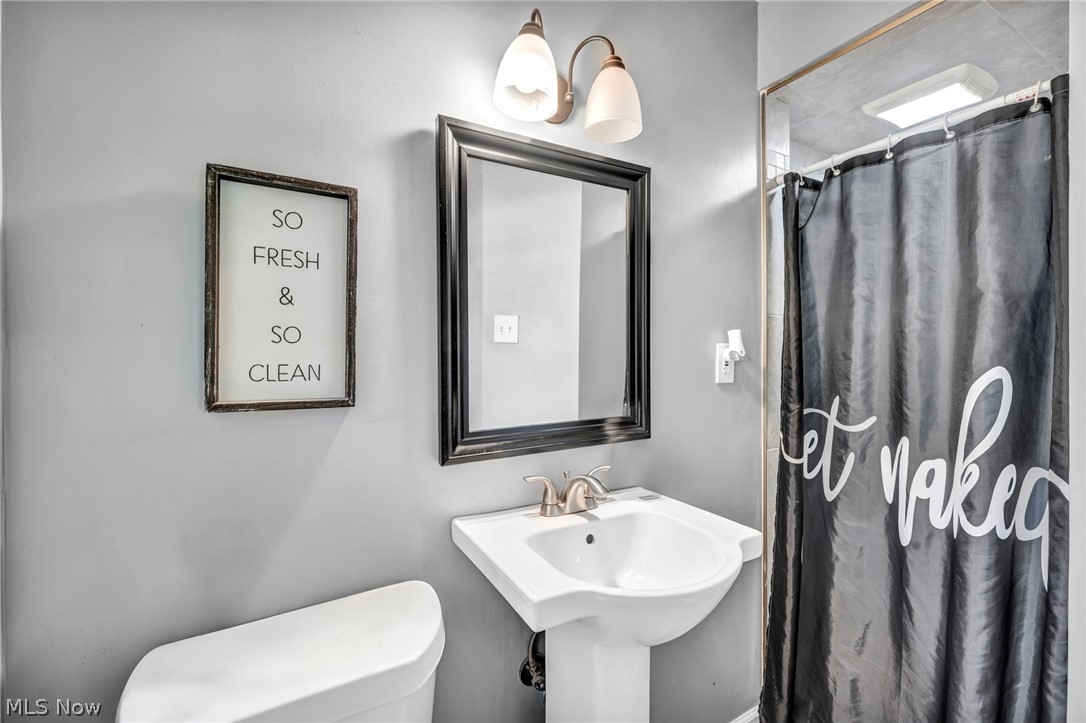 1963 Whitewood Drive Madison OH 44057