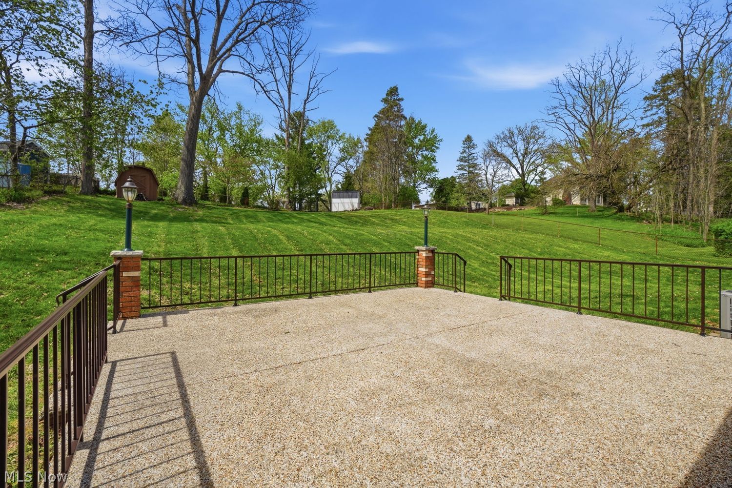 185 High Street Chagrin Falls OH 44022