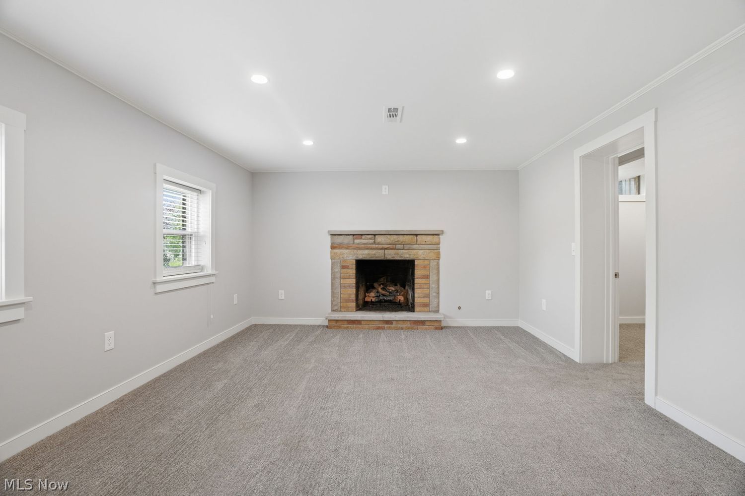 185 High Street Chagrin Falls OH 44022