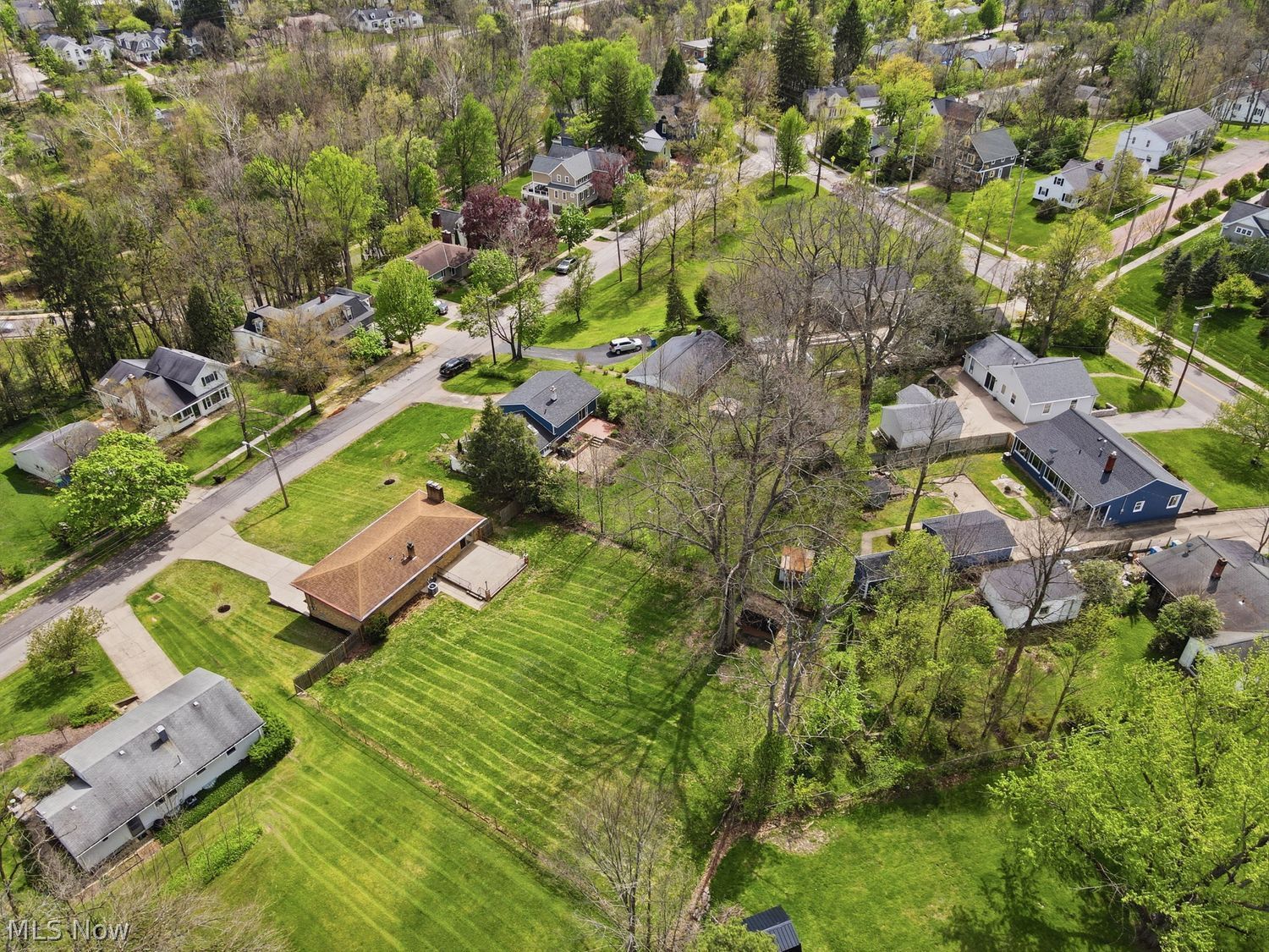 185 High Street Chagrin Falls OH 44022