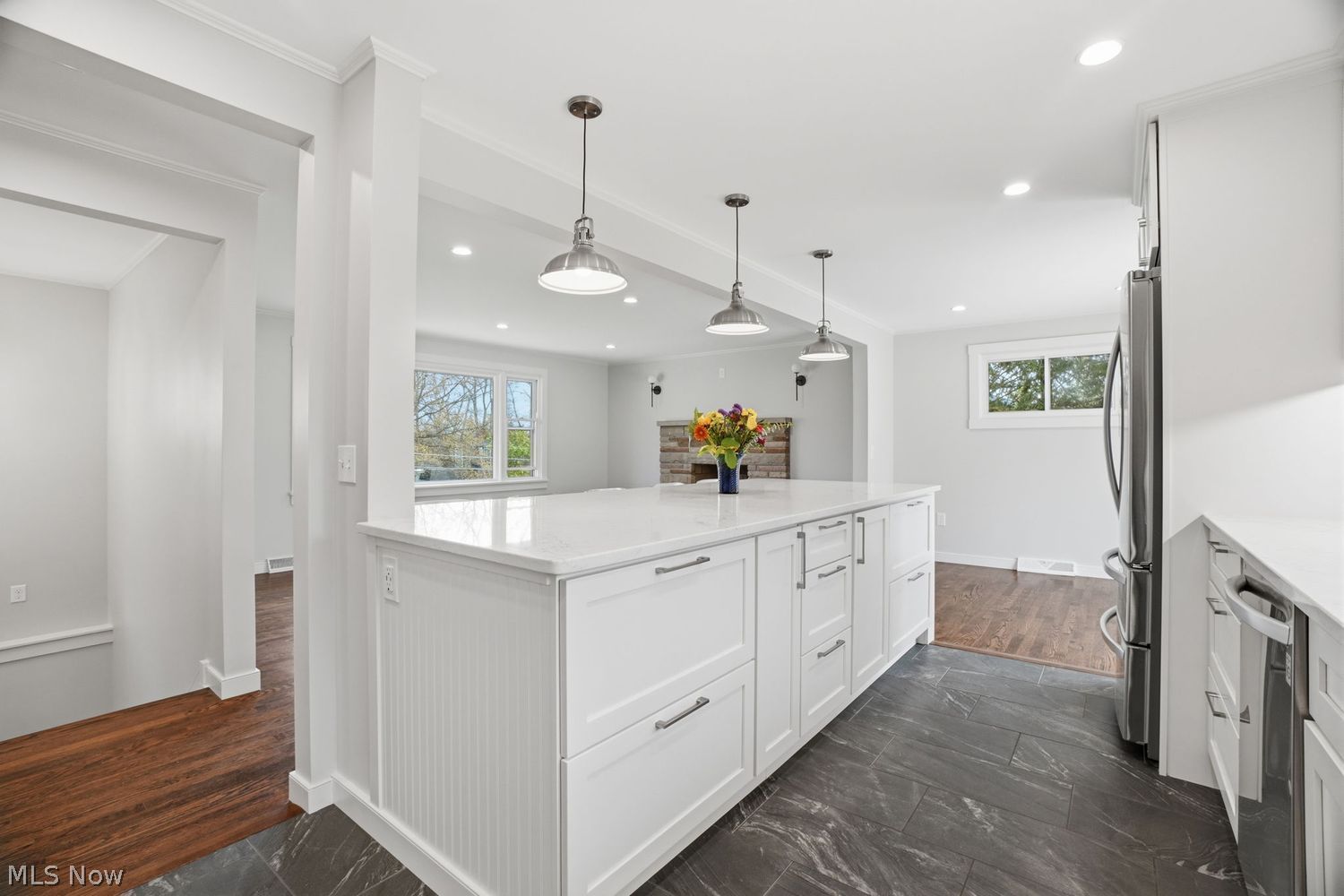 185 High Street Chagrin Falls OH 44022