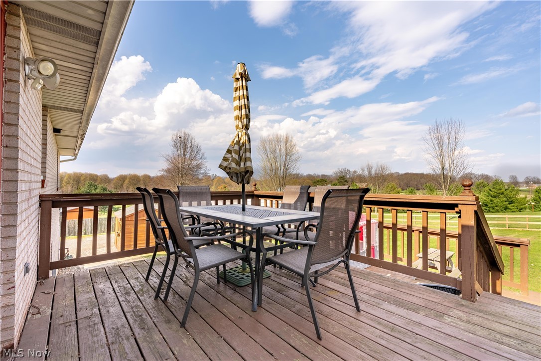 13700 Market Avenue N Hartville OH 44632