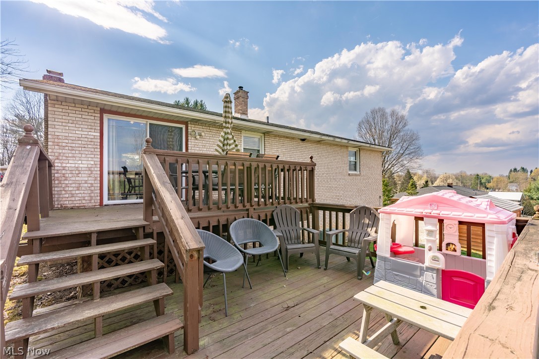 13700 Market Avenue N Hartville OH 44632