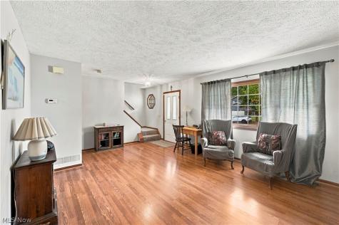 39310 King Edward Court Willoughby OH 44094