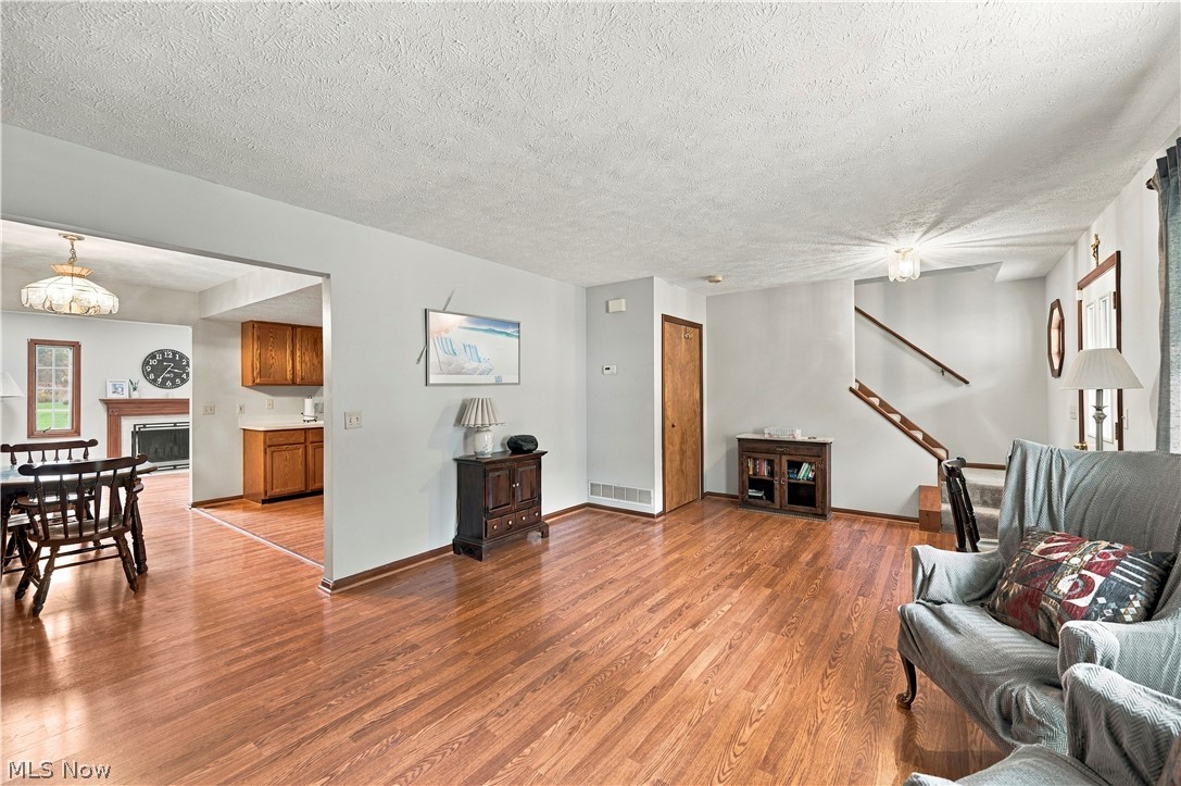 39310 King Edward Court Willoughby OH 44094