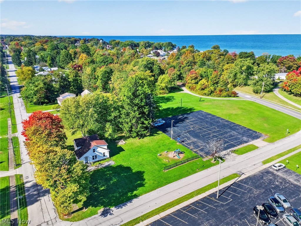 472 Detroit Street Conneaut OH 44030