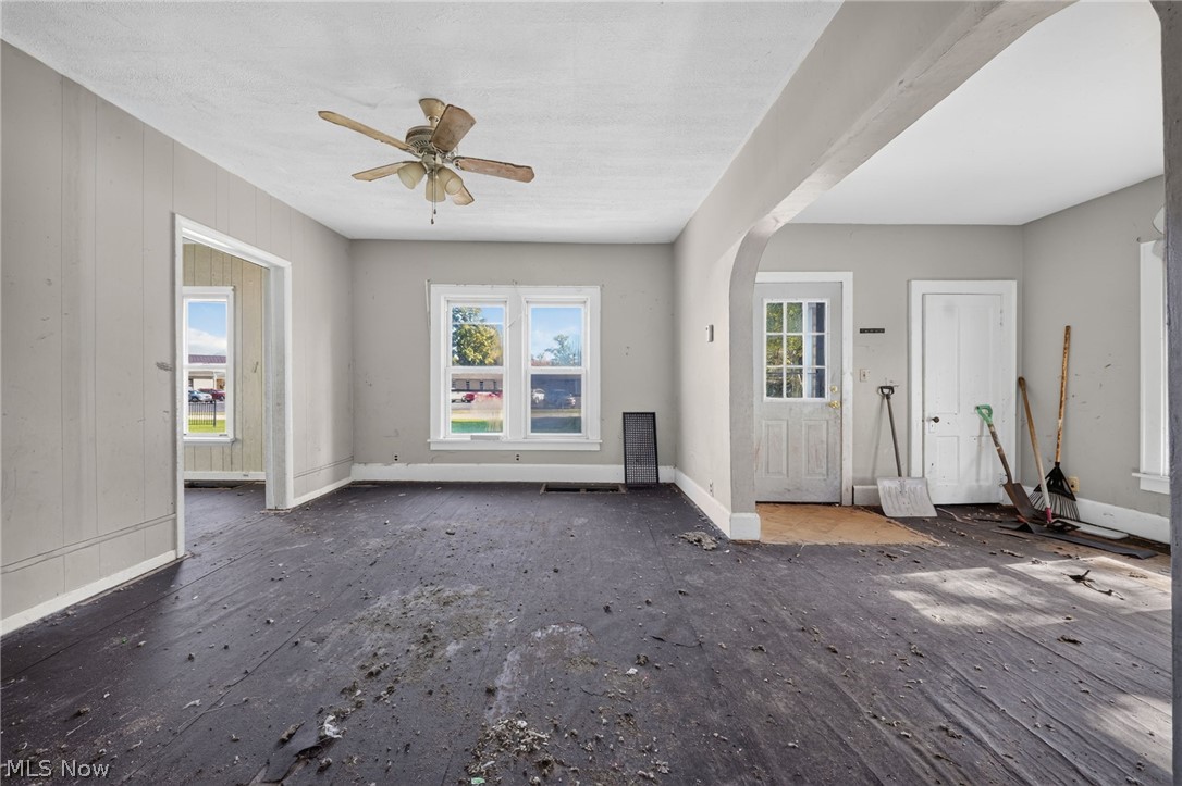 472 Detroit Street Conneaut OH 44030