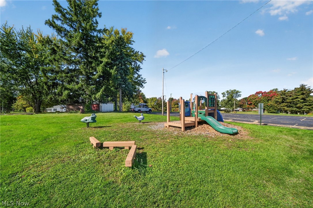 472 Detroit Street Conneaut OH 44030