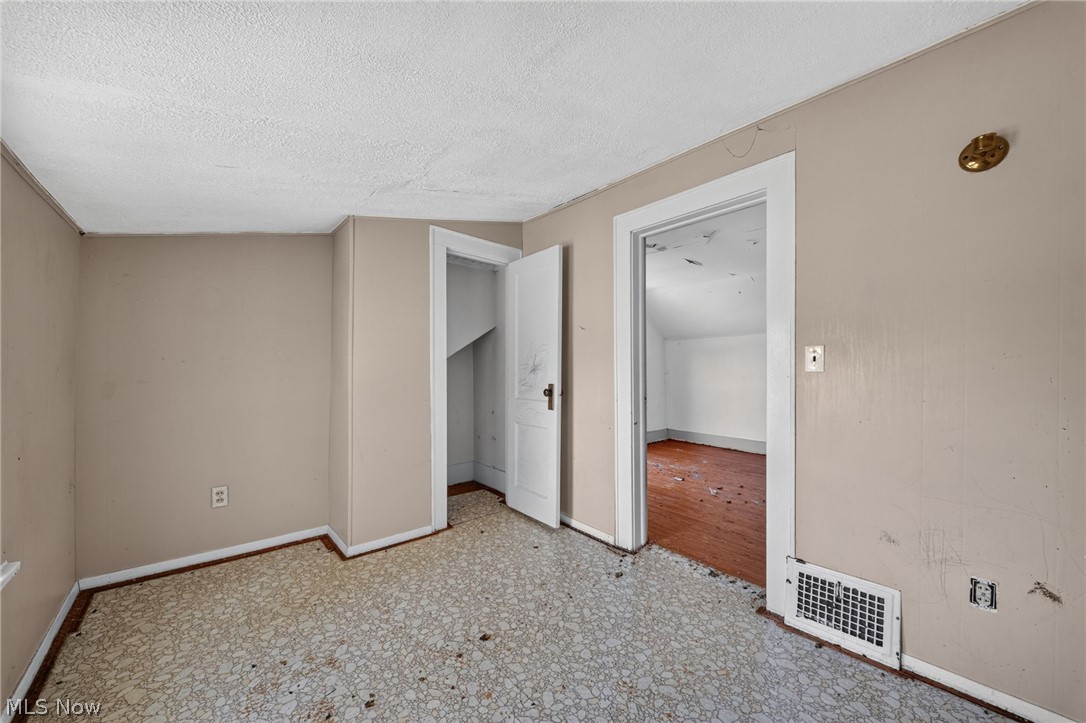 472 Detroit Street Conneaut OH 44030
