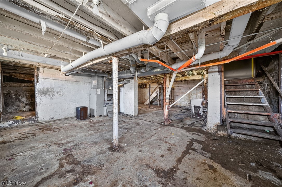 472 Detroit Street Conneaut OH 44030