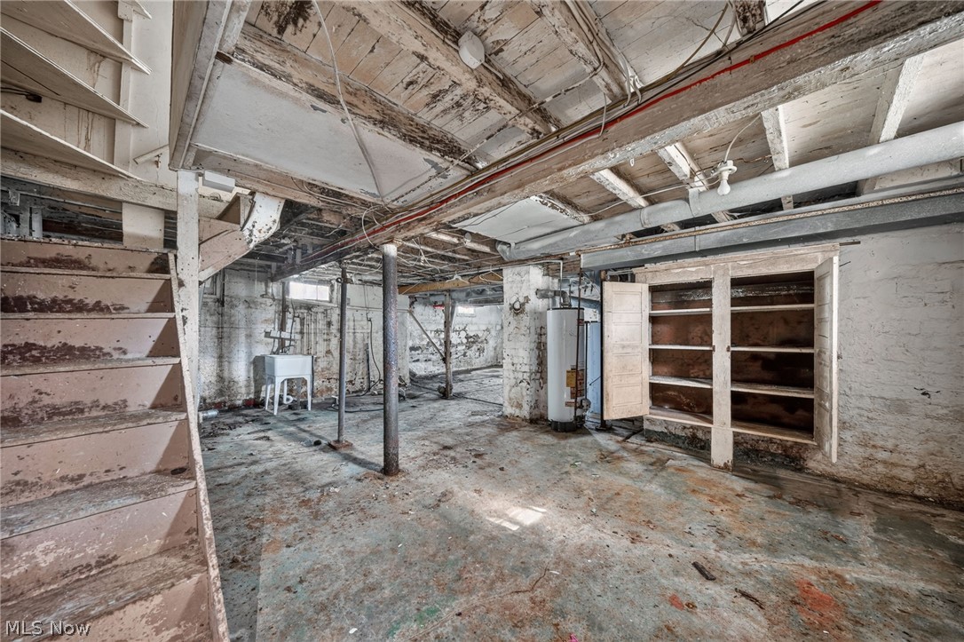 472 Detroit Street Conneaut OH 44030