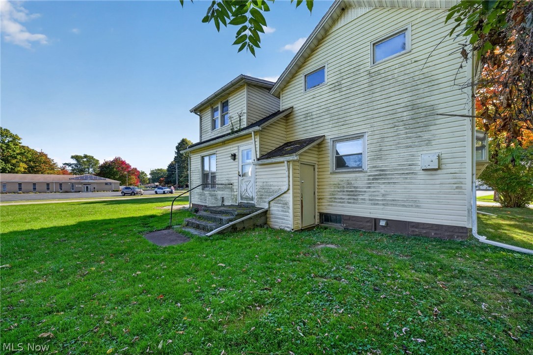472 Detroit Street Conneaut OH 44030