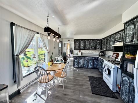15131 Tavern Road Burton OH 44021