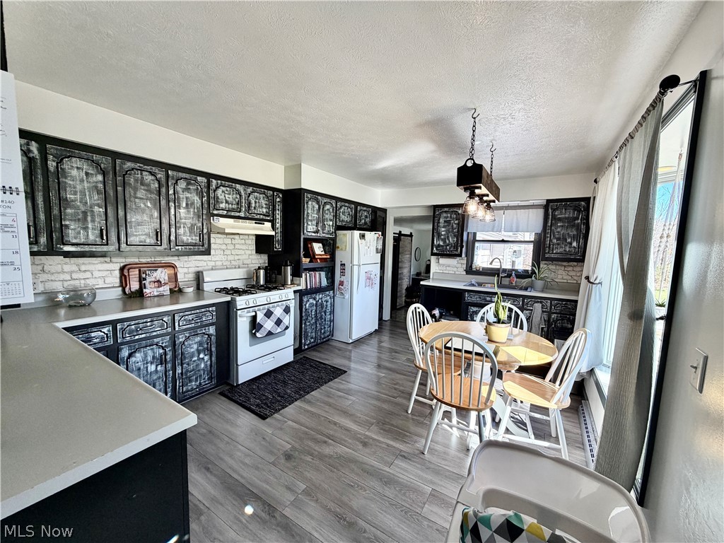 15131 Tavern Road Burton OH 44021