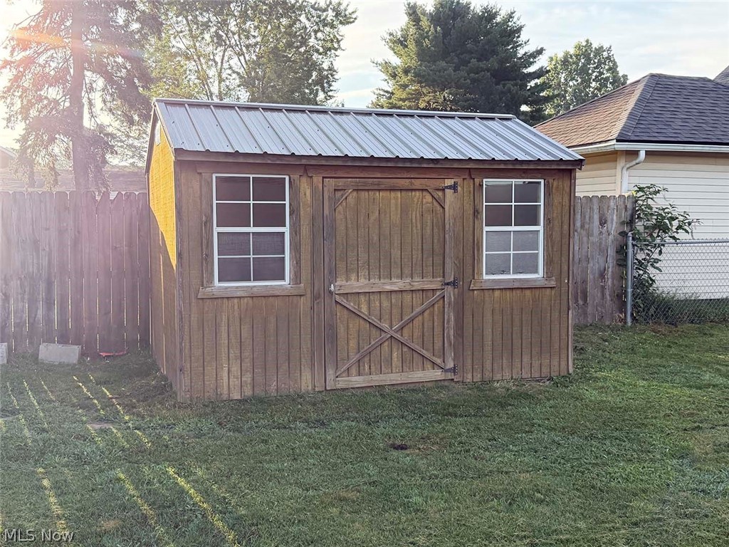 706 Broad Avenue NW Canton OH 44708