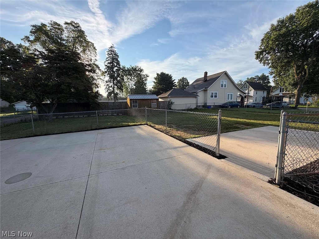 706 Broad Avenue NW Canton OH 44708