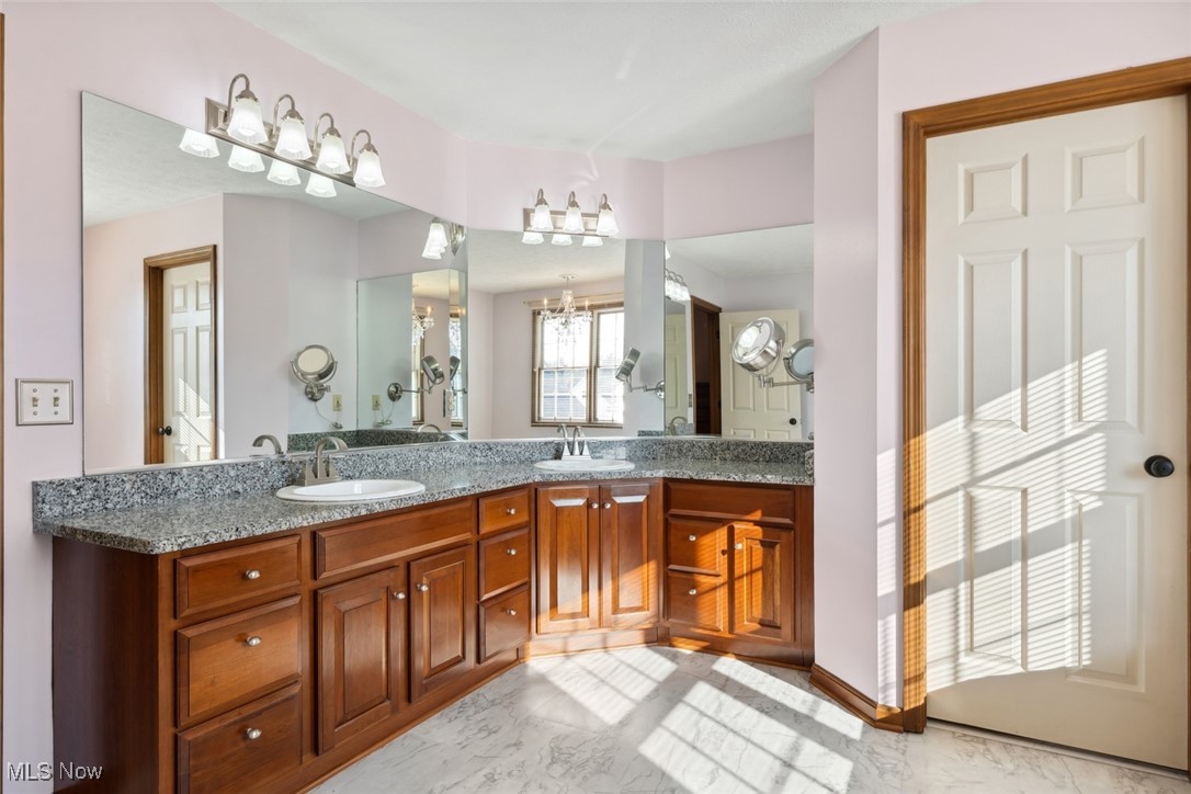 2138 Lake Pointe Drive Avon OH 44011