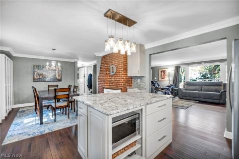 20696 S Woodland Road Shaker Heights OH 44122