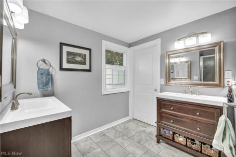20696 S Woodland Road Shaker Heights OH 44122