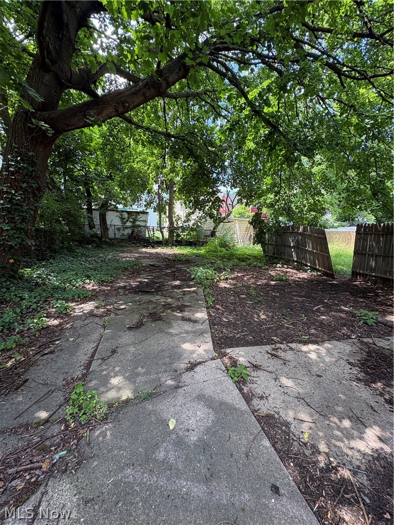 1138 E 114th Street Cleveland OH 44108