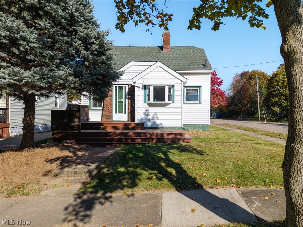 173 W Way Street Barberton OH 44203